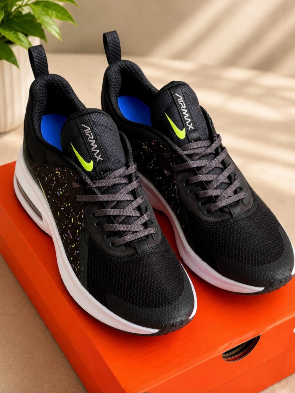 Nike Men’s Black Sneakers with Neon Green Accent